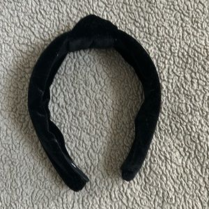 Lele Sadoughi Knotted Velvet Headband